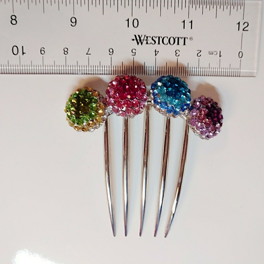 Crystal hair comb